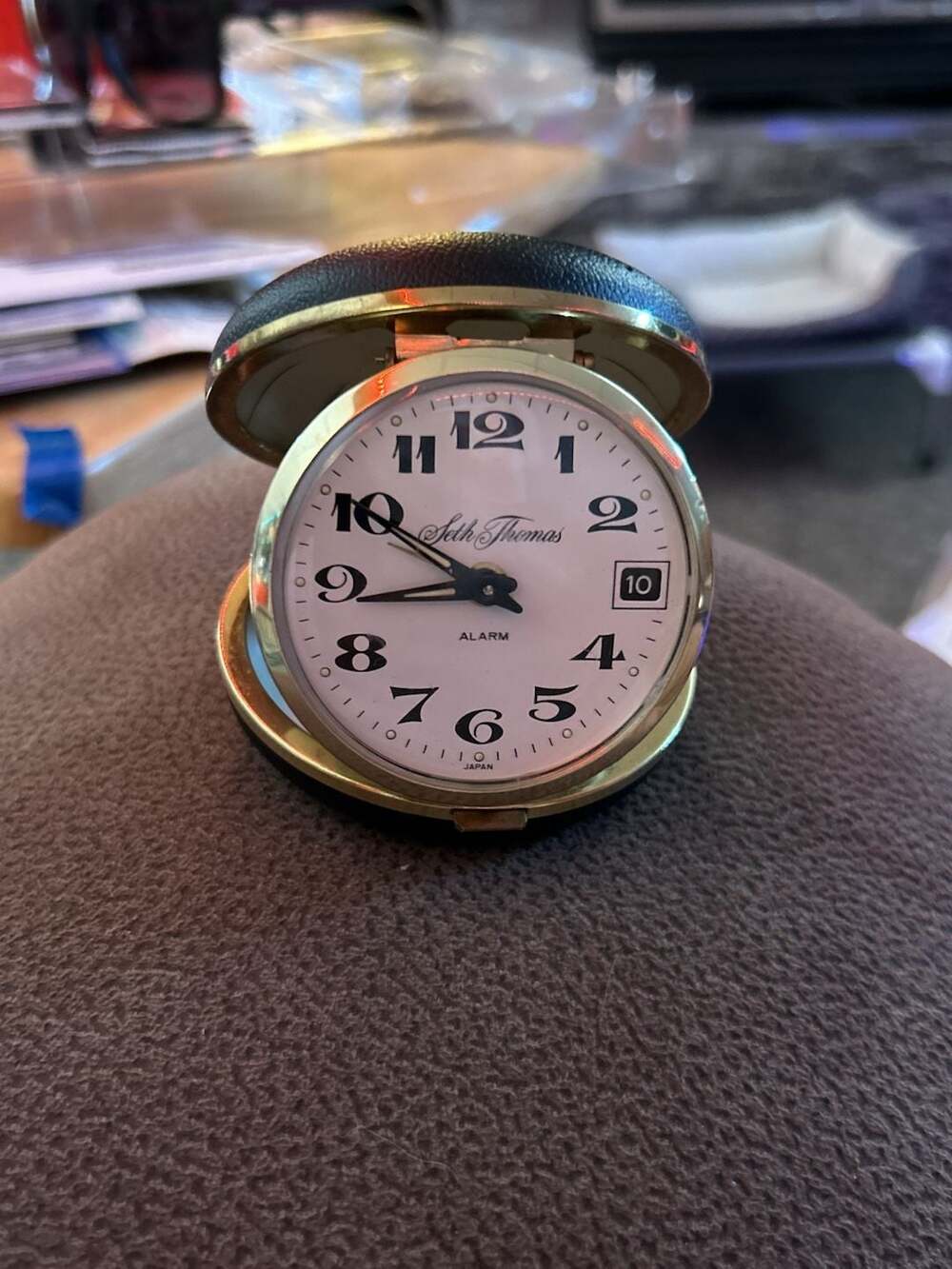 Vintage Seth Thomas Travel Alarm Clock in Navy Blue Clamshell Case